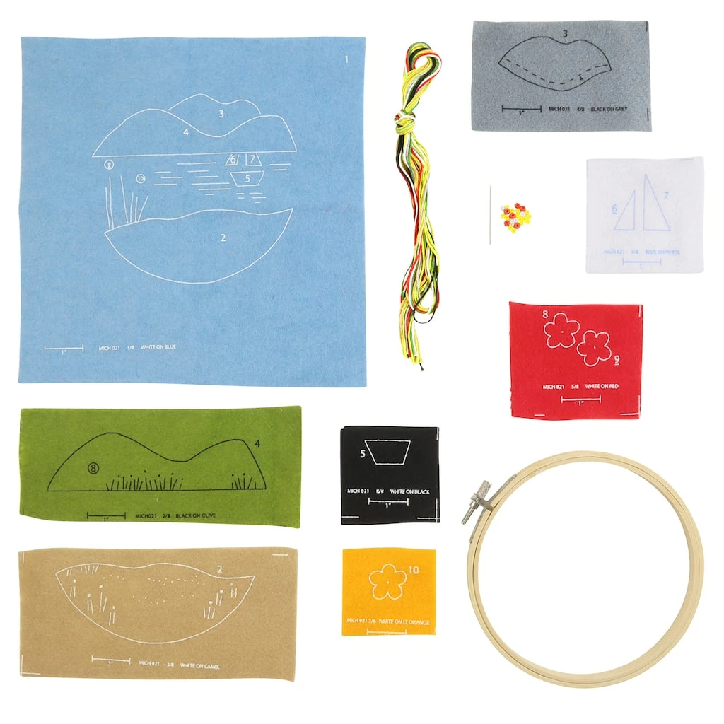 Outlet π Sailboat Felt Applique Kit by Loops & Threads® π - Image 4