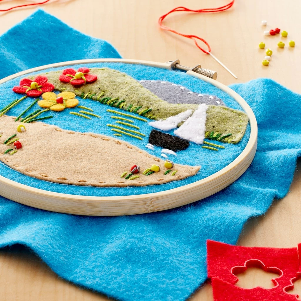 Outlet π Sailboat Felt Applique Kit by Loops & Threads® π - Image 2